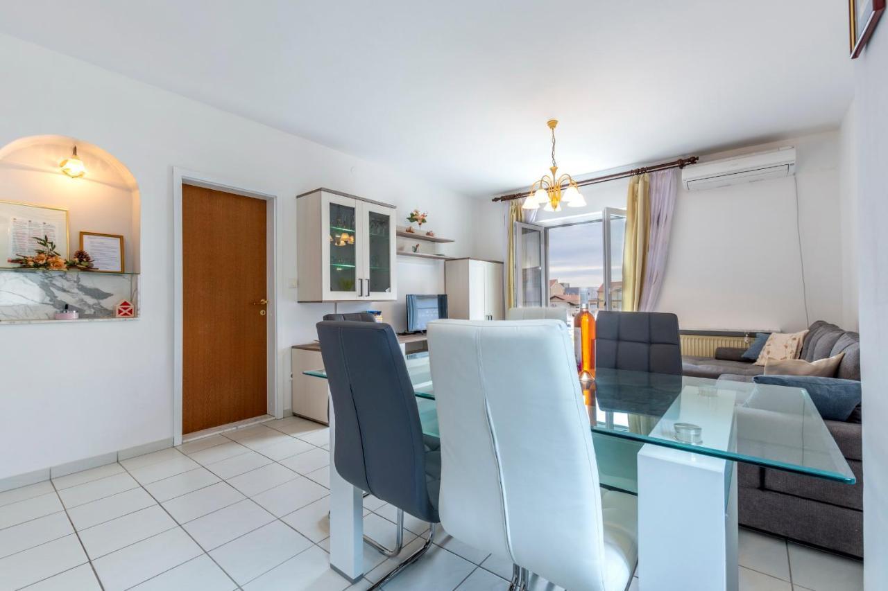 Apartments Mm Podstrana Dış mekan fotoğraf