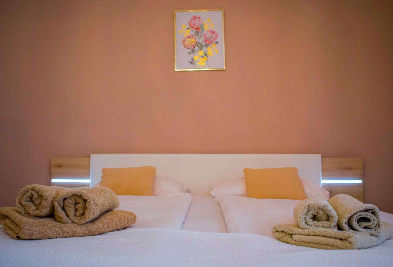 Apartments Mm Podstrana Dış mekan fotoğraf